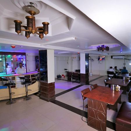 Hotel Paradise Kanpur Ngoại thất bức ảnh