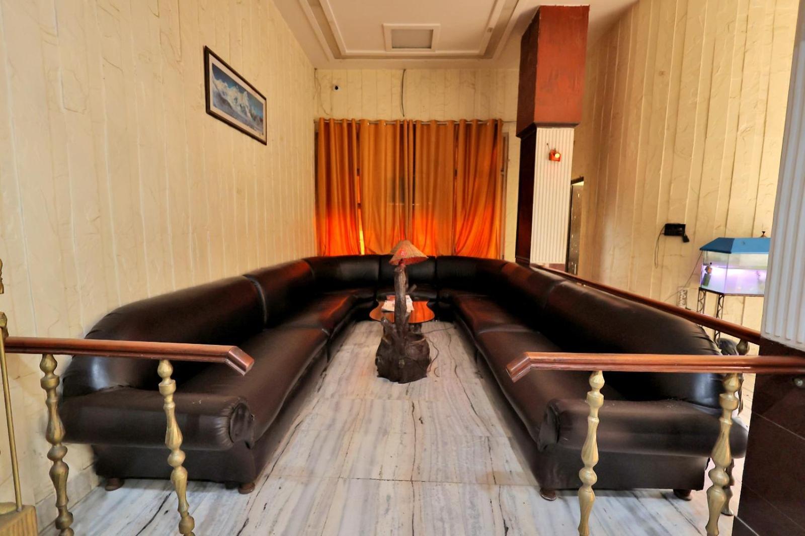 Hotel Paradise Kanpur Ngoại thất bức ảnh